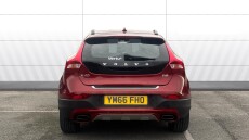 Volvo V40 D2 [120] Cross Country Pro 5dr Geartronic Diesel Hatchback